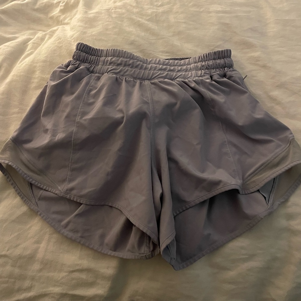 Lululemon shorts size 4